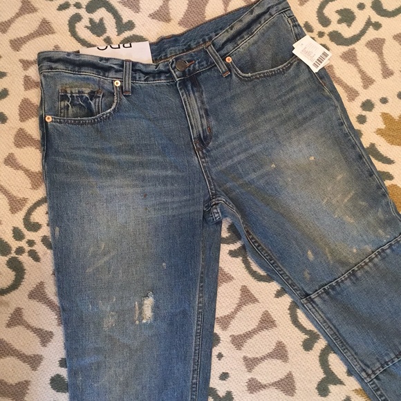 πUrban Outfitters BDG Pocket Shift Boyfriend Jean - Picture 4 of 8